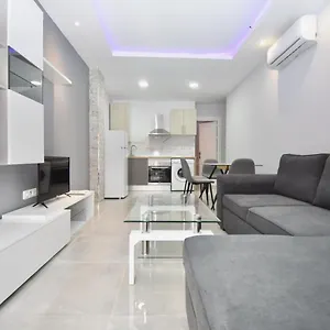 https://farniente-en-fuengirola.1costadelsol.com