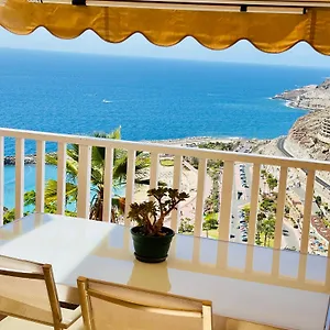 https://perla-de-amadores.in-canary-islands.com